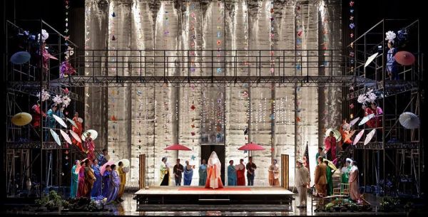 Madama Butterfly